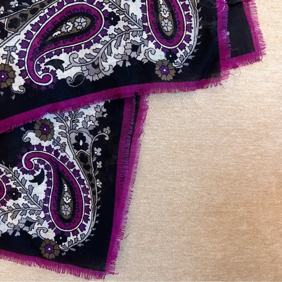 OSCAR DE LA RENTA Floral Paisley Scarf - Picture 3 of 5